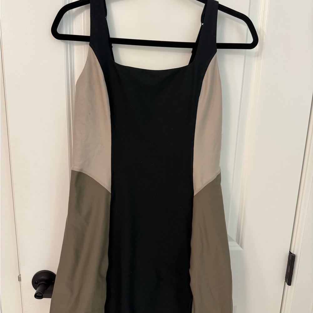 Abercrombie & Fitch Black and Tan Dress